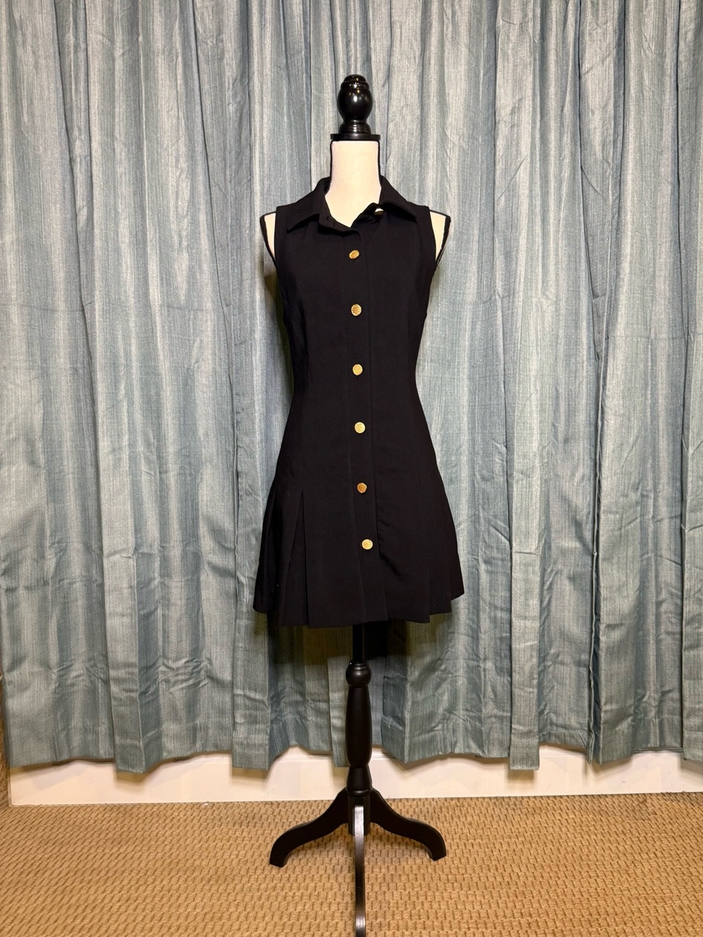 Tahari Black Sleeveless Collared Button-Front Dress with Gold Buttons